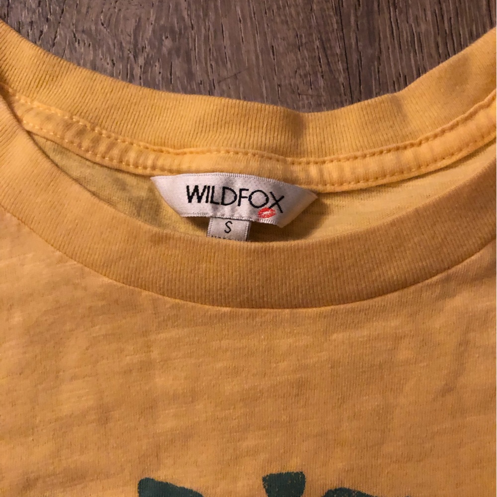 Wildfox 👄 radiate positivity shirt - Picture 5 of 5